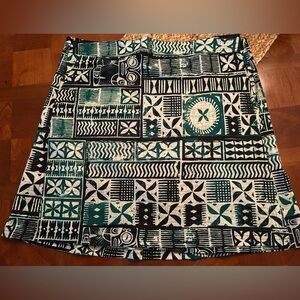 Ripskirt Hawaii Black and Green Wrap Skirt-Sz L/Length 2